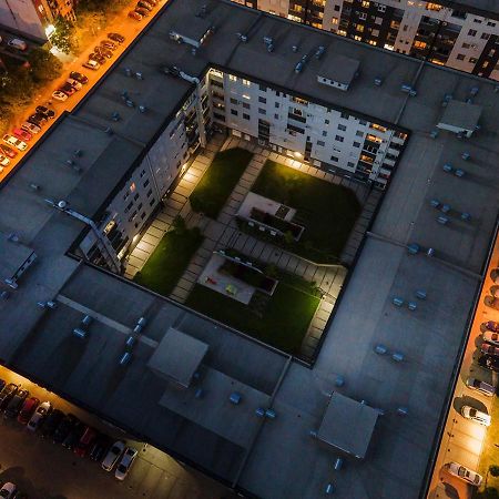 Sajam 1 Apartment Нови Сад Екстериор снимка